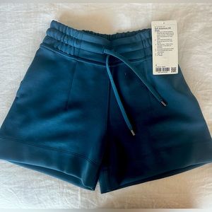 New with tags lululemon shorts